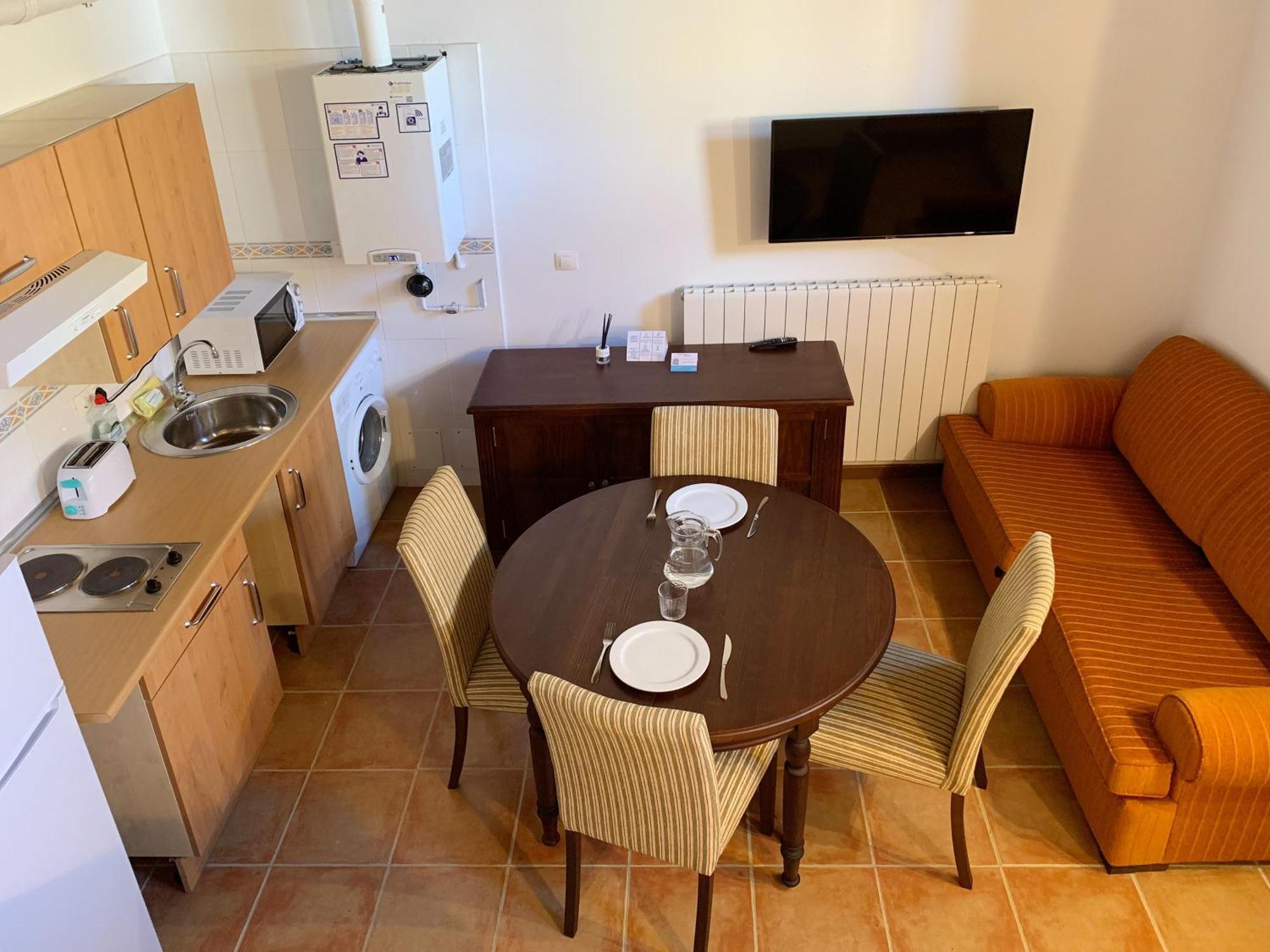 Apartamentos Jaca Badaguas 3000 Luaran gambar