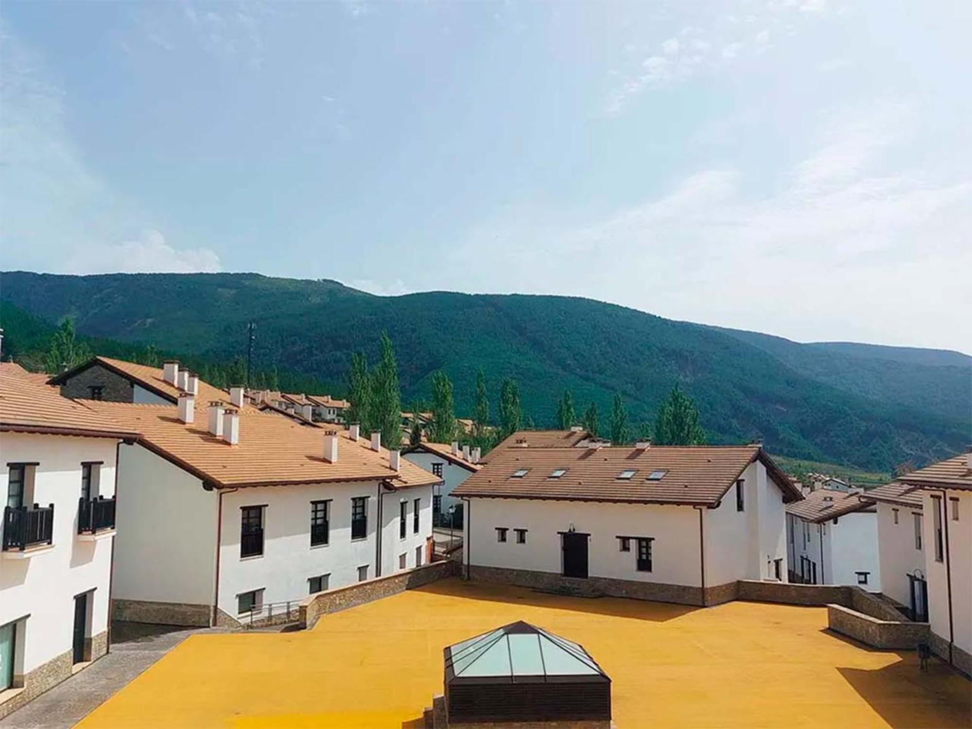 Apartamentos Jaca Badaguas 3000 Luaran gambar