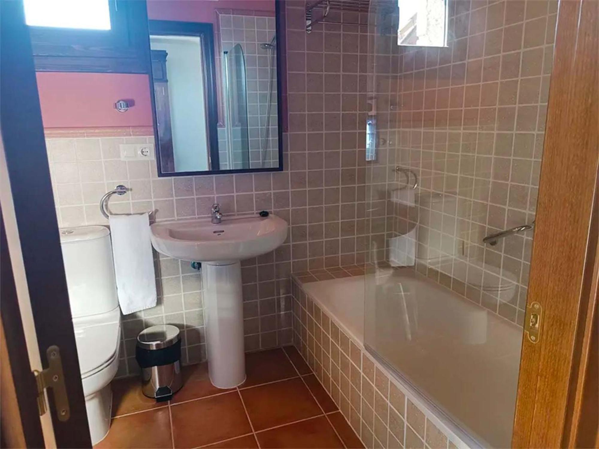 Apartamentos Jaca Badaguas 3000 Luaran gambar
