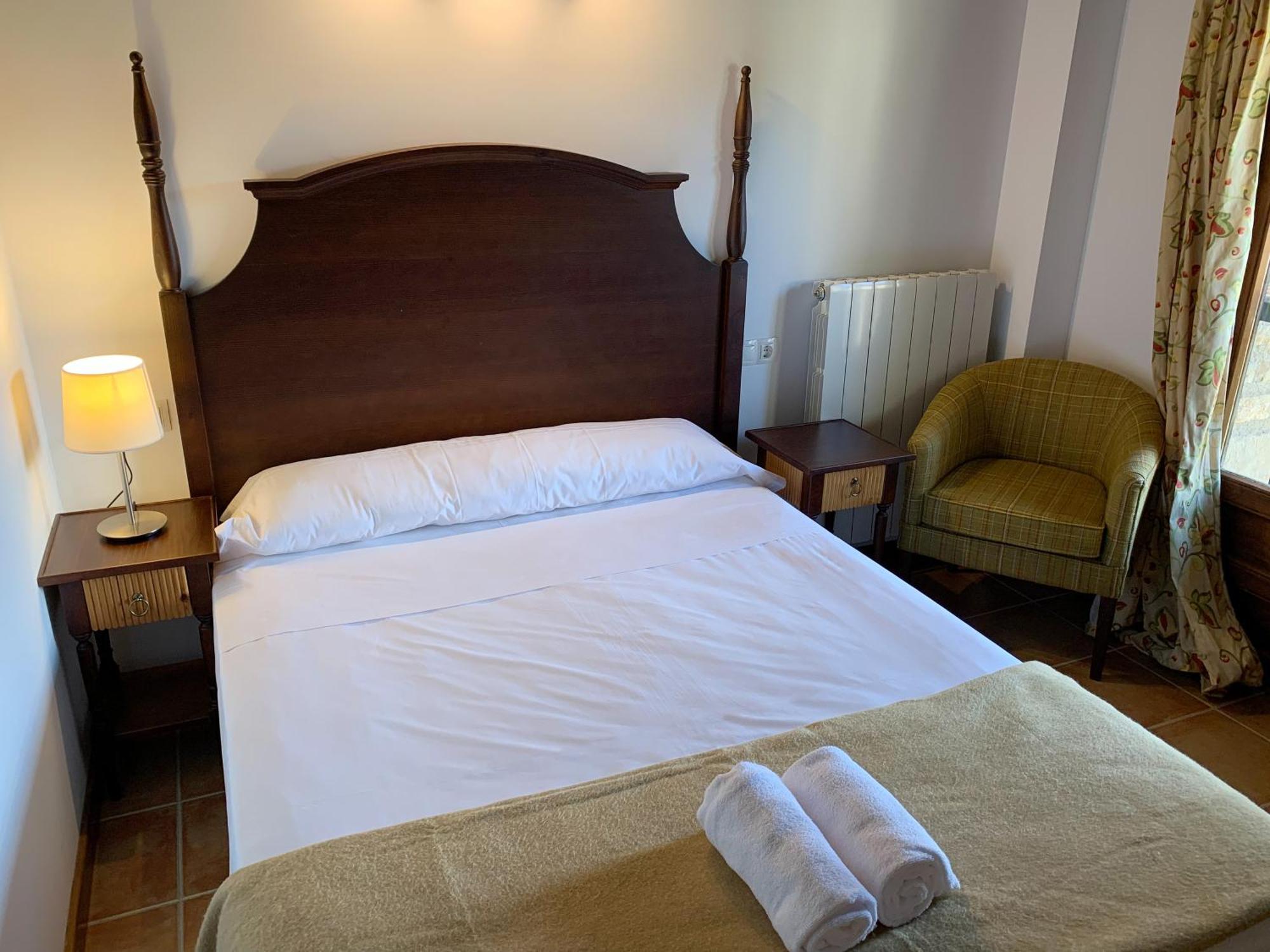 Apartamentos Jaca Badaguas 3000 Luaran gambar
