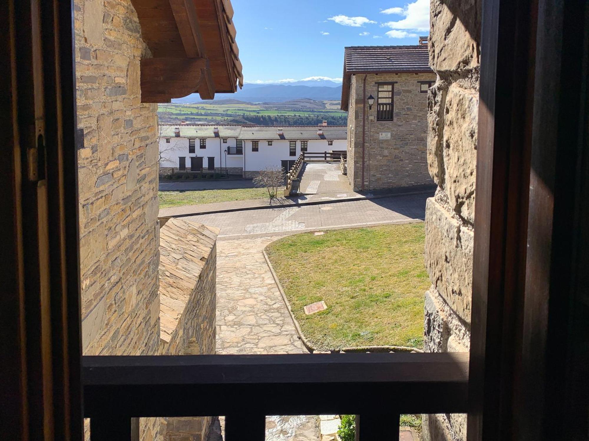 Apartamentos Jaca Badaguas 3000 Luaran gambar